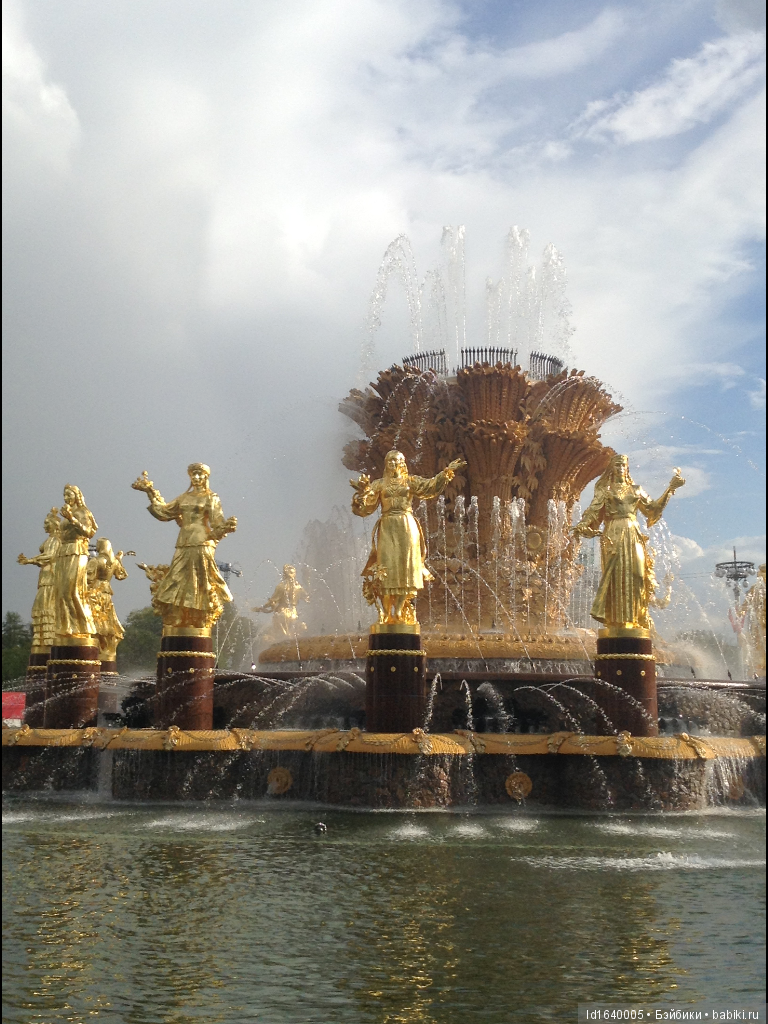 Прогулки с куклами по "территории праздника". Легенды и призраки СССР и быль 80-летней красавицы. Ч.1