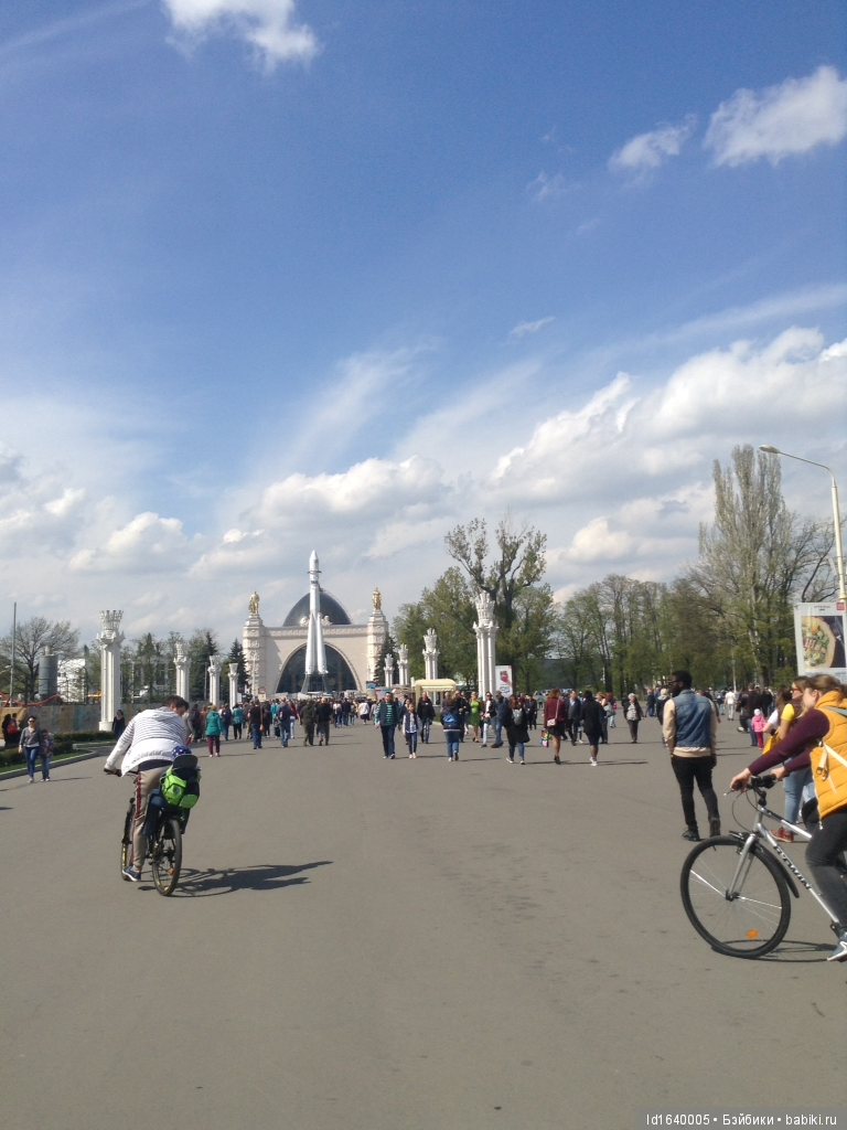 Прогулки с куклами по "территории праздника". Легенды и призраки СССР и быль 80-летней красавицы . Ч.2