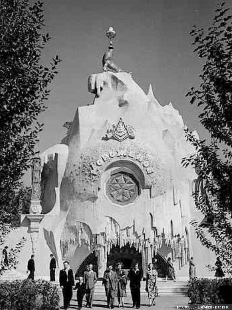 Прогулки с куклами по "территории праздника". Легенды и призраки СССР и быль 80-летней красавицы . Ч.2