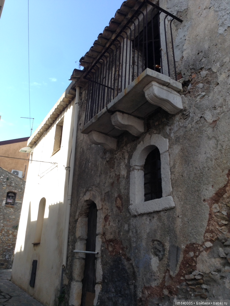 Путешествие с Минуш по Сицилии. Ч.5. Путь наверх. Кастельмола