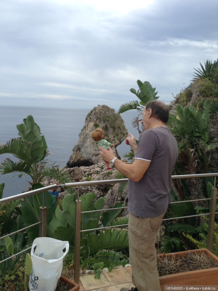 Путешествие с Минуш по Сицилии. Ч.4 Таормина - город с атмосферой счастья. Красивый остров Isola Bella