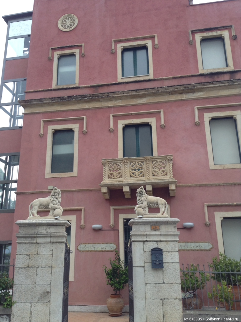 Путешествие с Минуш по Сицилии. Ч.4 Таормина - город с атмосферой счастья. Красивый остров Isola Bella (фото 5)