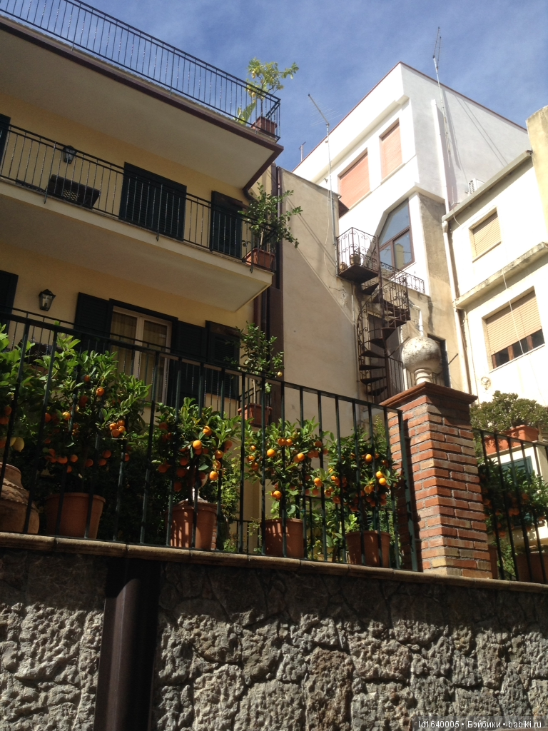 Путешествие с Минуш по Сицилии. Ч.4 Таормина - город с атмосферой счастья. Красивый остров Isola Bella