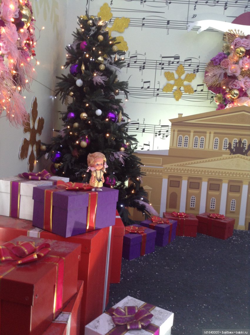 Волшебный мир Рождественских подарков на выставке "Царская кукла" (фото 2)