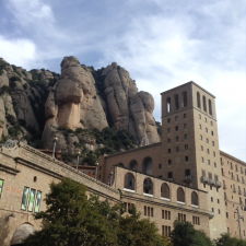 Бенедиктинский монастырь Монсеррат в Испании. Чёрная Мадонна - покровительница Каталонии