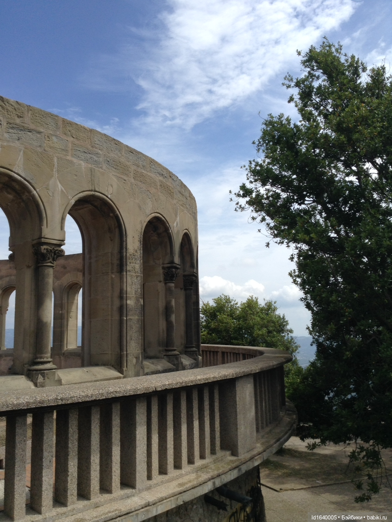 Бенедиктинский монастырь Монсеррат в Испании. Чёрная Мадонна - покровительница Каталонии
