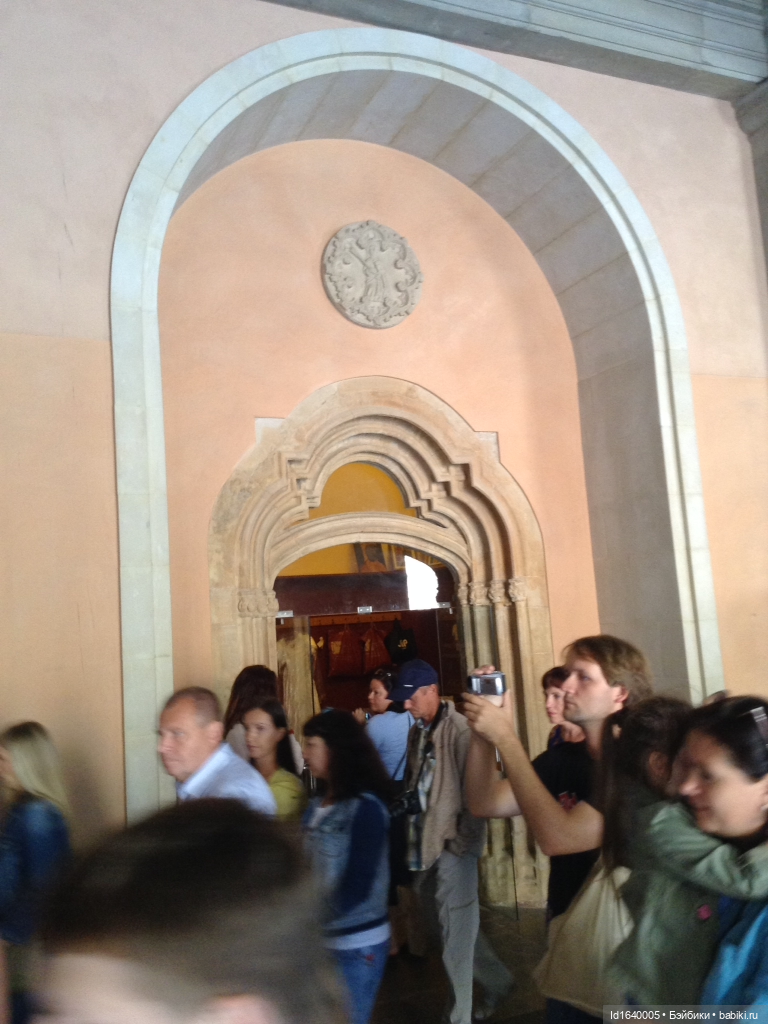 Бенедиктинский монастырь Монсеррат в Испании. Чёрная Мадонна - покровительница Каталонии