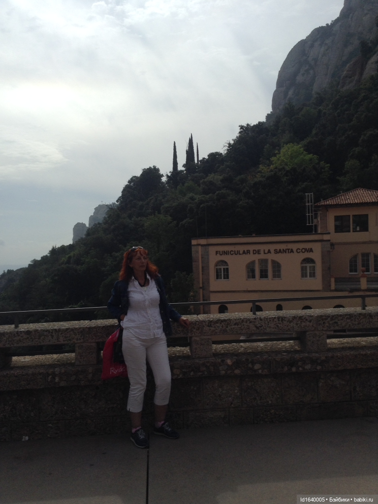 Бенедиктинский монастырь Монсеррат в Испании. Чёрная Мадонна - покровительница Каталонии