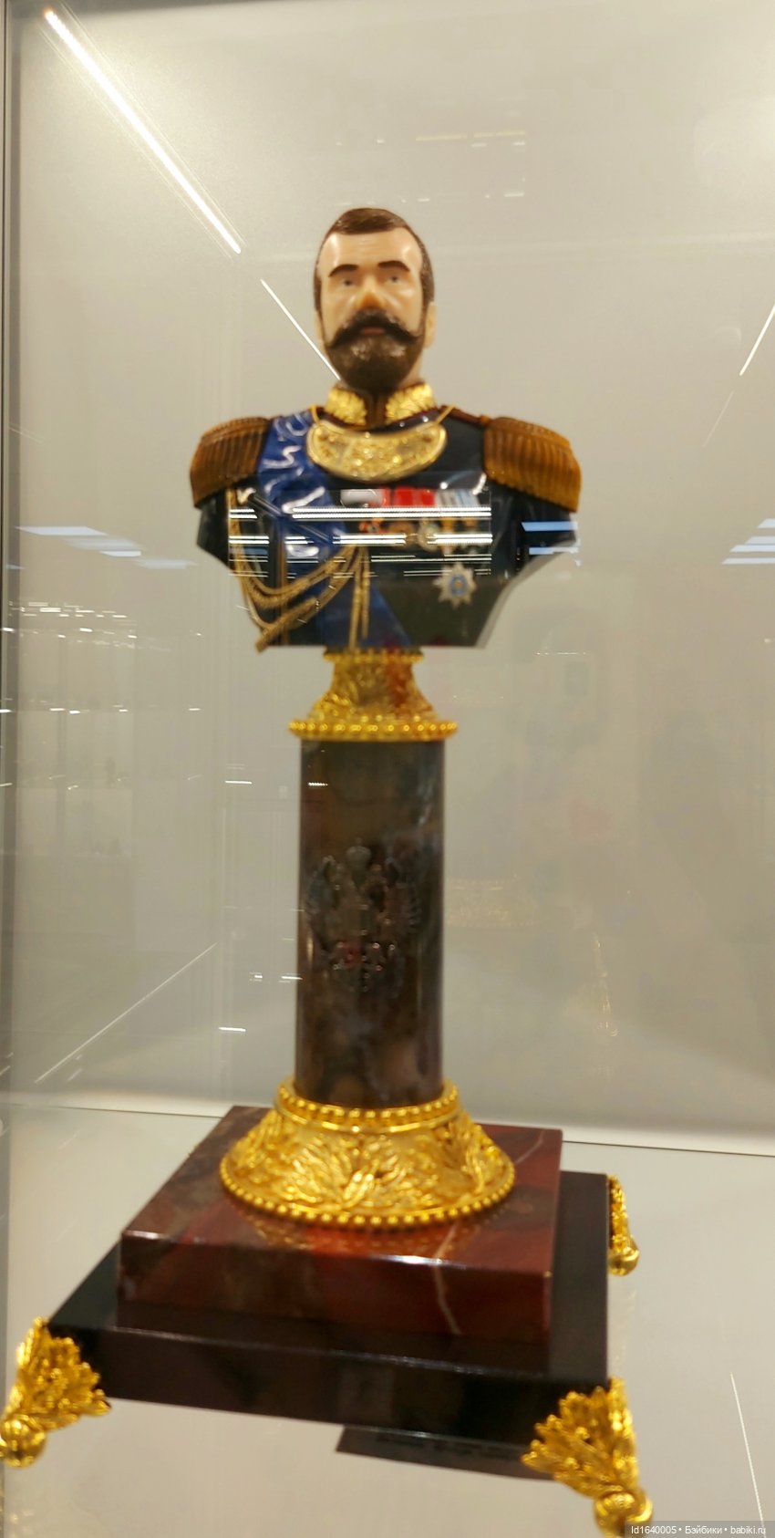 Сокровища самоцветного фестиваля