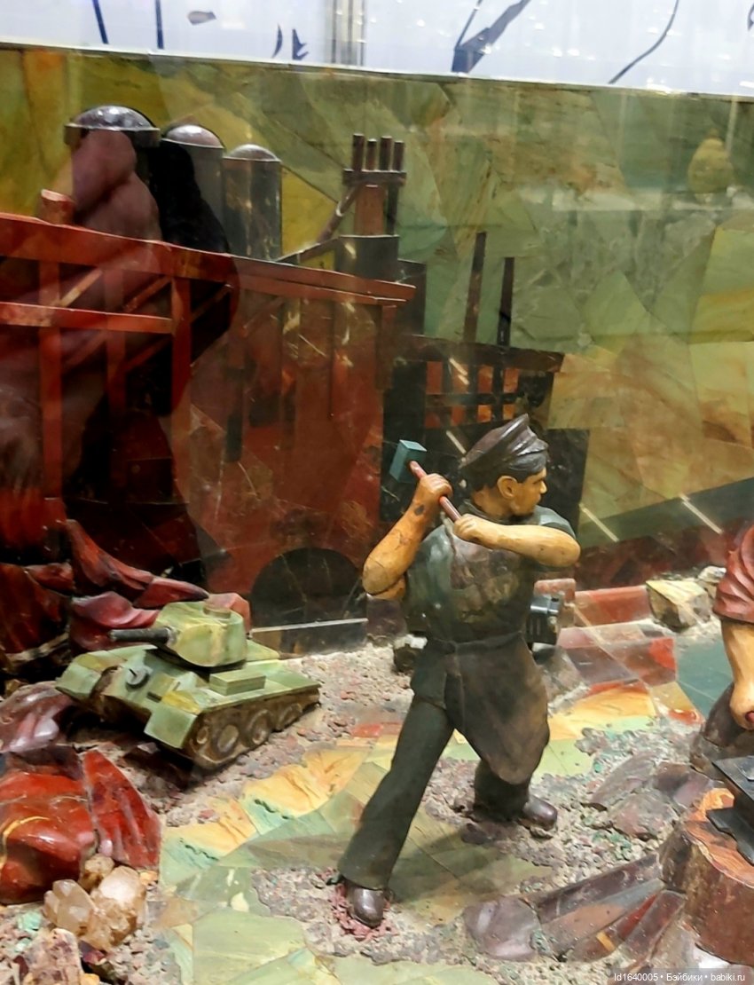 Сокровища самоцветного фестиваля