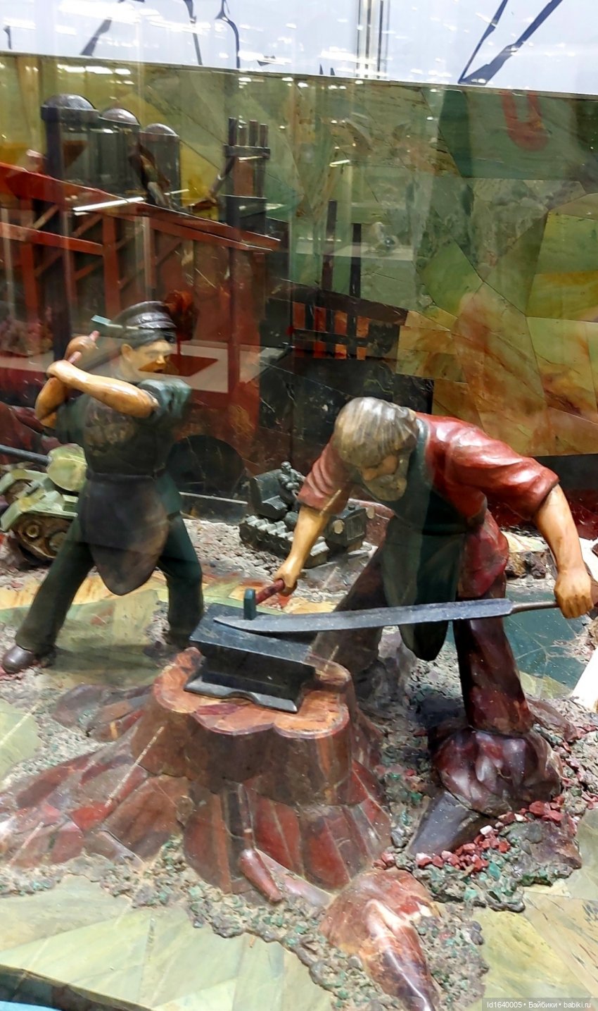 Сокровища самоцветного фестиваля