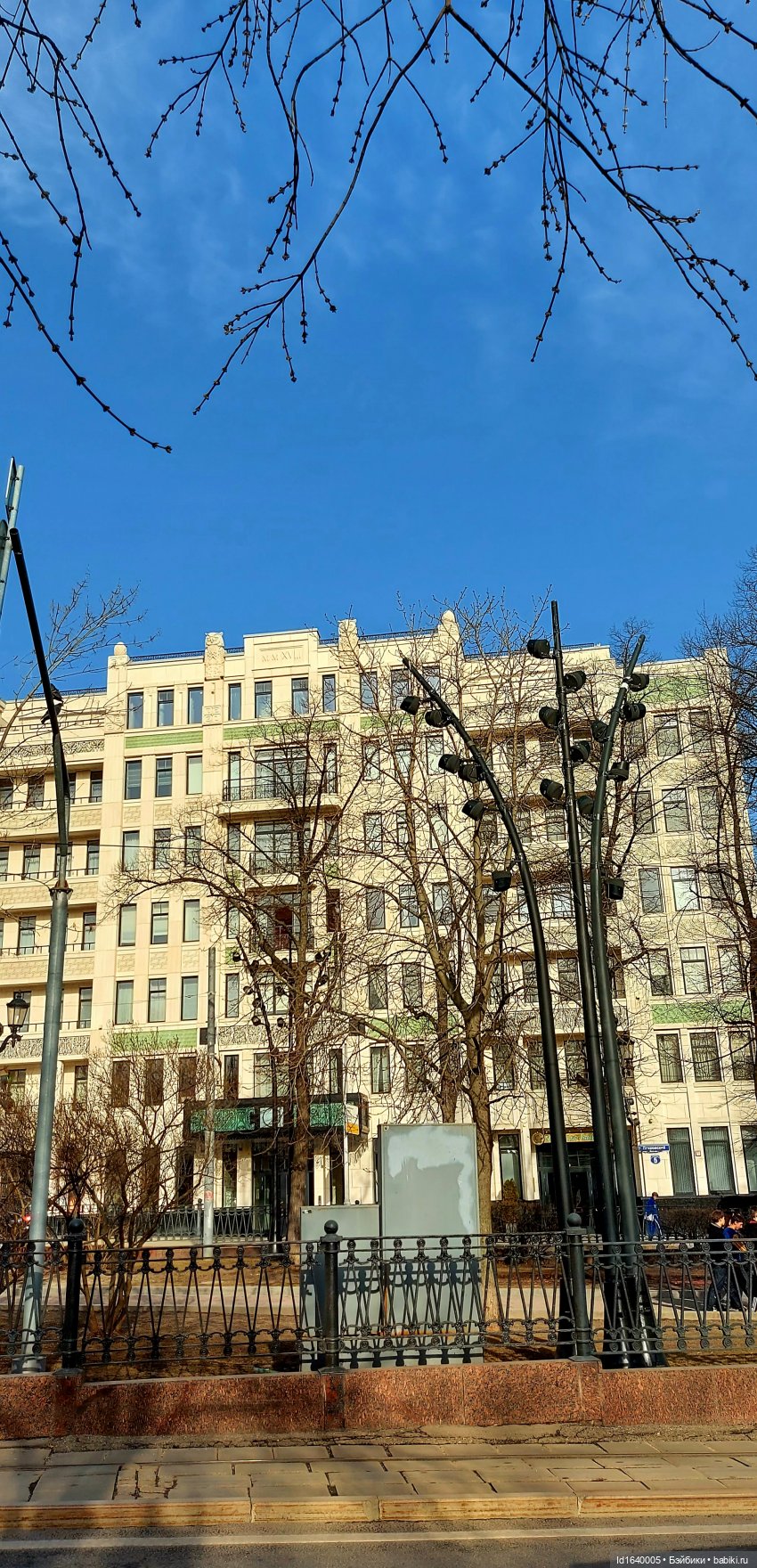 Весна на Ивановской горке. Как мы шли на Хитровку, а попали на Хохловку