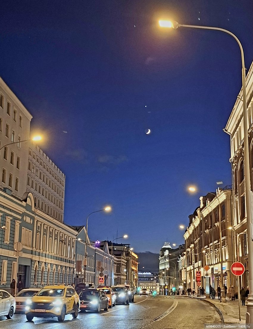 Предрождественская прогулка 2: ЦДМ, Сретенский монастырь