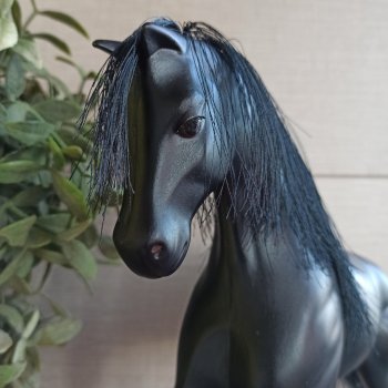 Если сильно хочется, надо делать самой-2