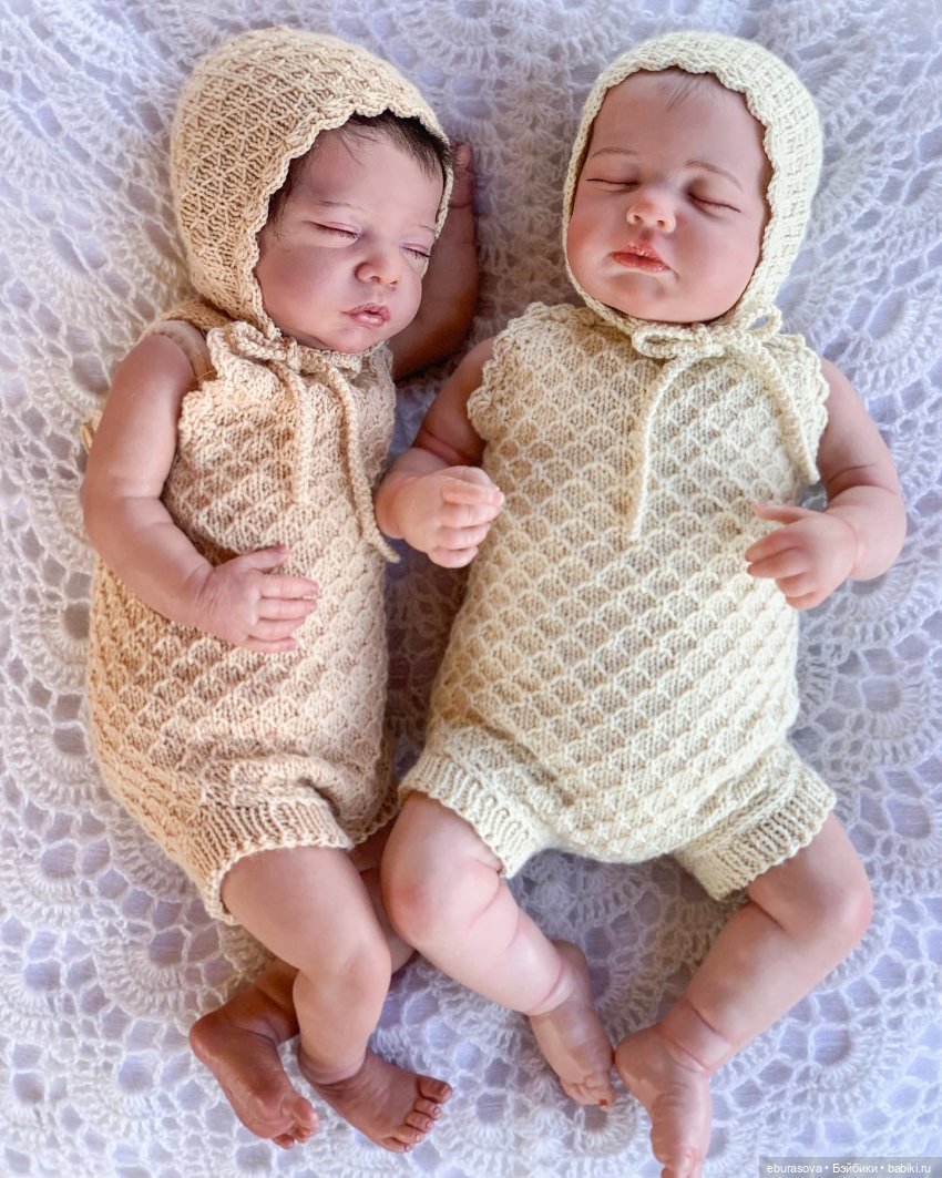 Комплектики связаны из пряжи меринос/кашемир