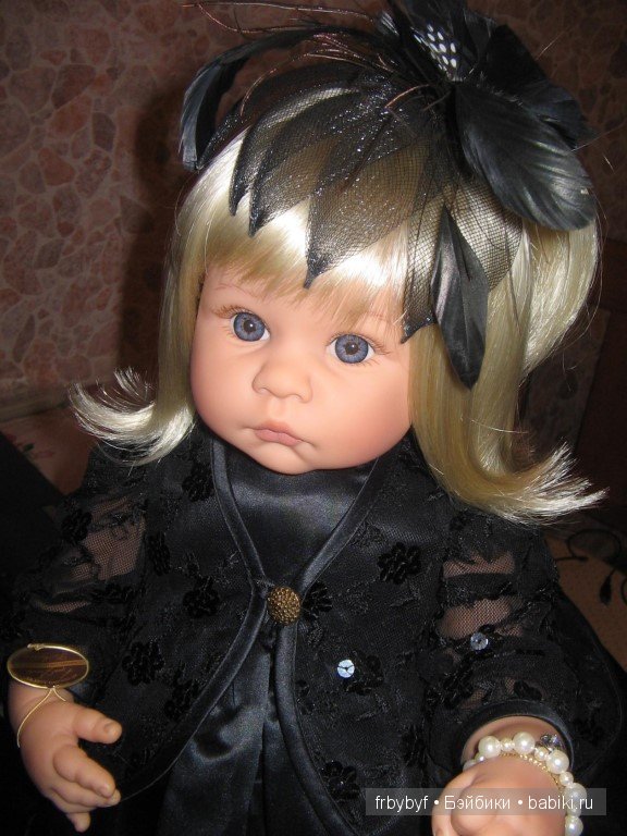 Как лучше для Charming? Кукла Lee Middleton (фото 3)