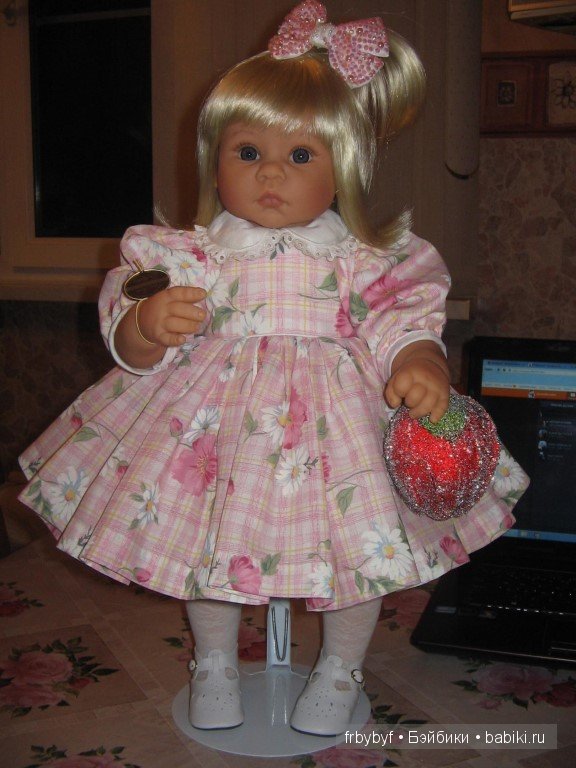 Как лучше для Charming? Кукла Lee Middleton