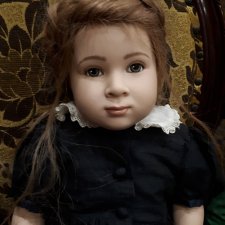 Виниловая куколка благородная девочка от автора sabine esche