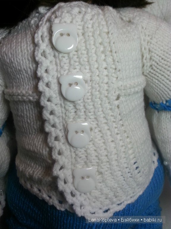 кофточка вид сзади