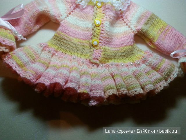 Вязаные костюмчики на Адорочку