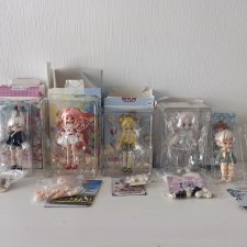 Продам по хорошей цене фигурки blindbox