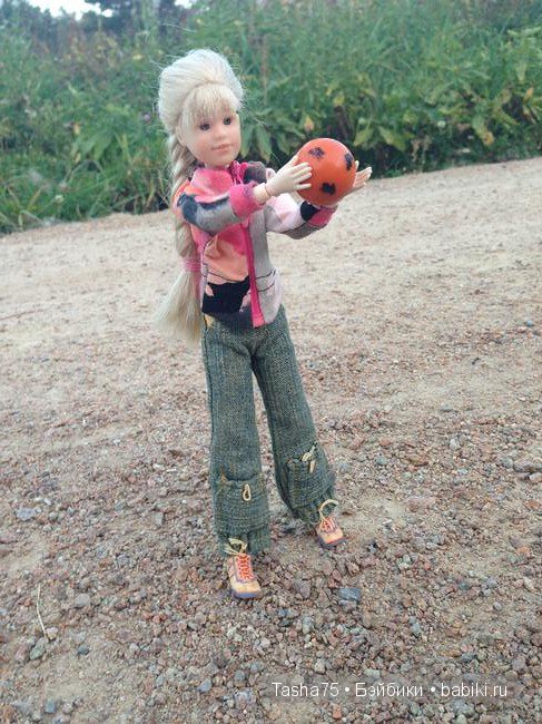 Девчата играют в мячик | Бэйбики Девчата играют в мячик — Куклы Only Hearts Club (Хартсинки): мягконабивные (фото 5)