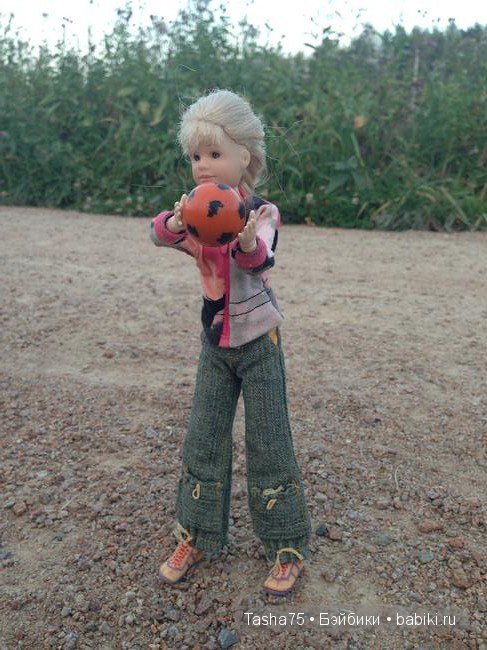 Девчата играют в мячик | Бэйбики Девчата играют в мячик — Куклы Only Hearts Club (Хартсинки): мягконабивные (фото 7)