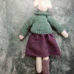 Овечка-компаньен для кукол