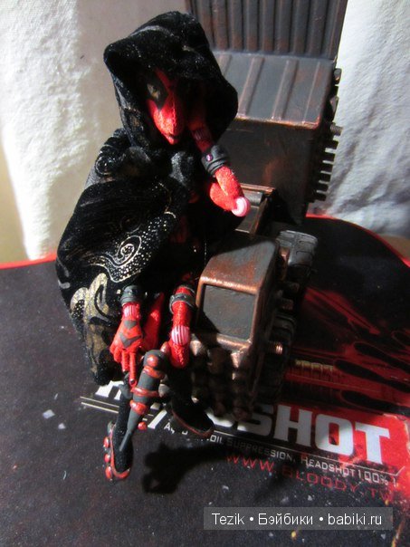 Ситх. Звездная пыль на плечах воительницы. Авторская кукла из ткани (фото 3)