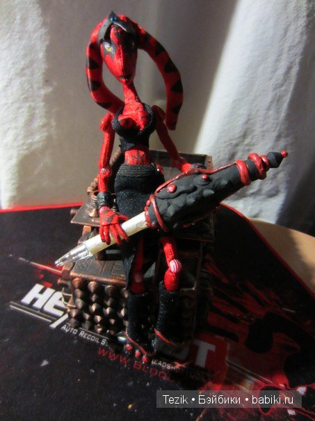 Ситх. Звездная пыль на плечах воительницы. Авторская кукла из ткани