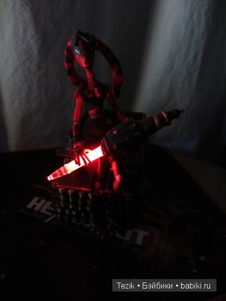 Ситх. Звездная пыль на плечах воительницы. Авторская кукла из ткани