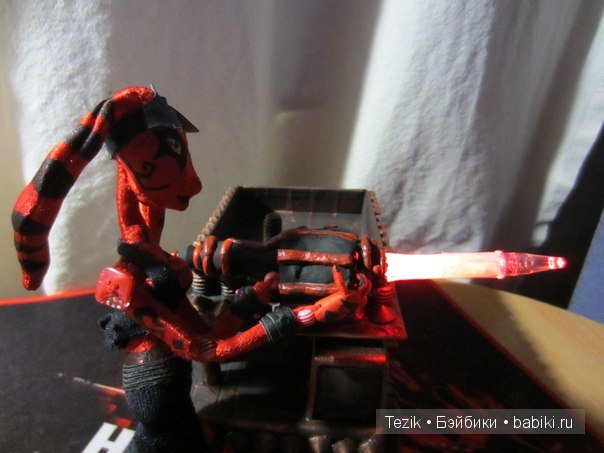 Ситх. Звездная пыль на плечах воительницы. Авторская кукла из ткани (фото 8)