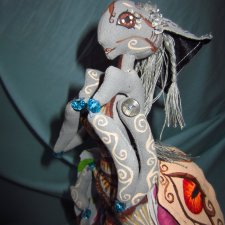 Подготовка к выставке 1.0: королева Мраморных жуков. Кукла из ткани