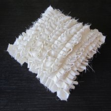 Подушка как часть образа