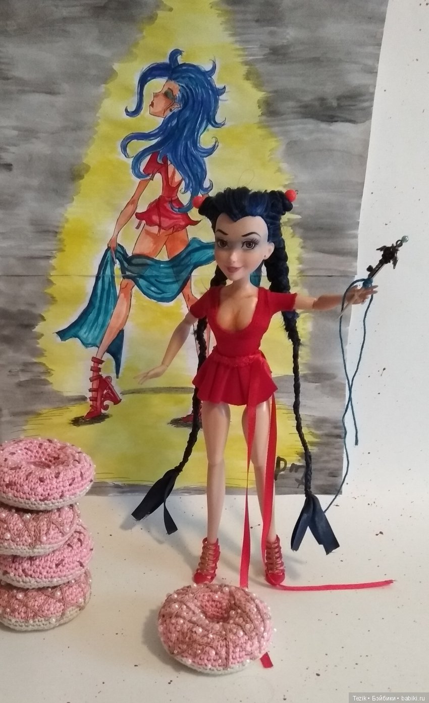 Фрюгс. Дефиле в купальнике по случаю конкурса Мисс Бейбики 2018 (фото 2)