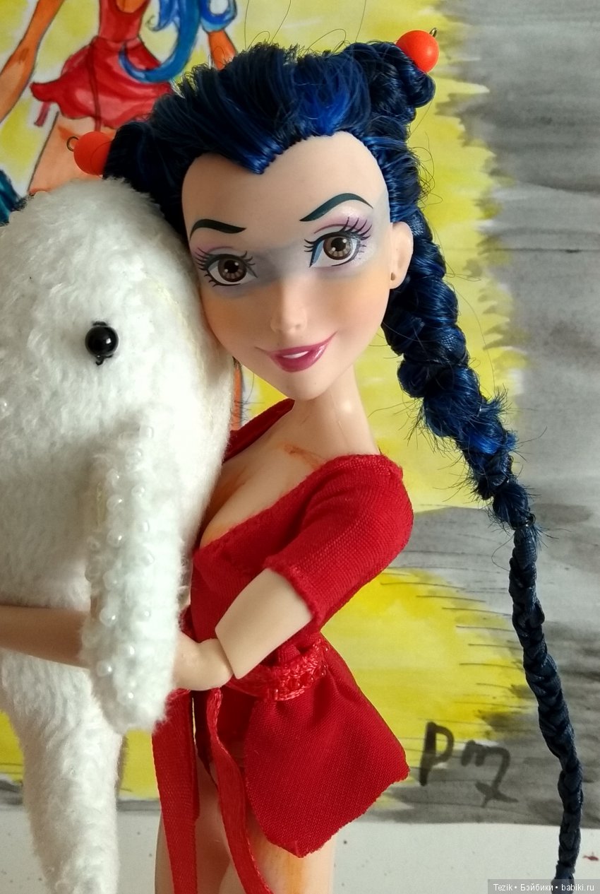 Фрюгс. Дефиле в купальнике по случаю конкурса Мисс Бейбики 2018 (фото 10)