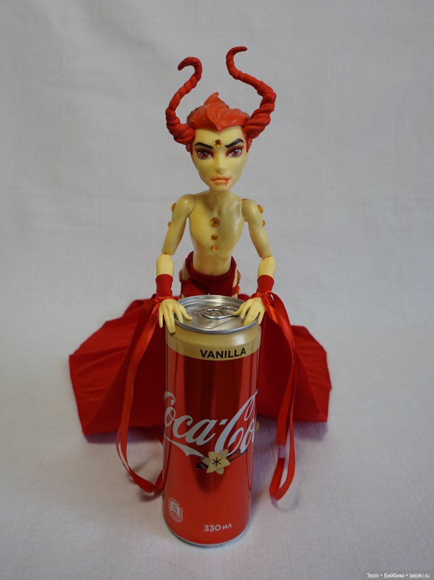 Бестрезен и банка Coca-Cola vanilla (фото 3)