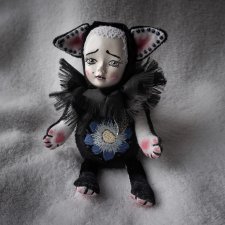 Черный котик