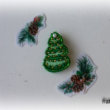 Новогодние брошки-ёлочки
