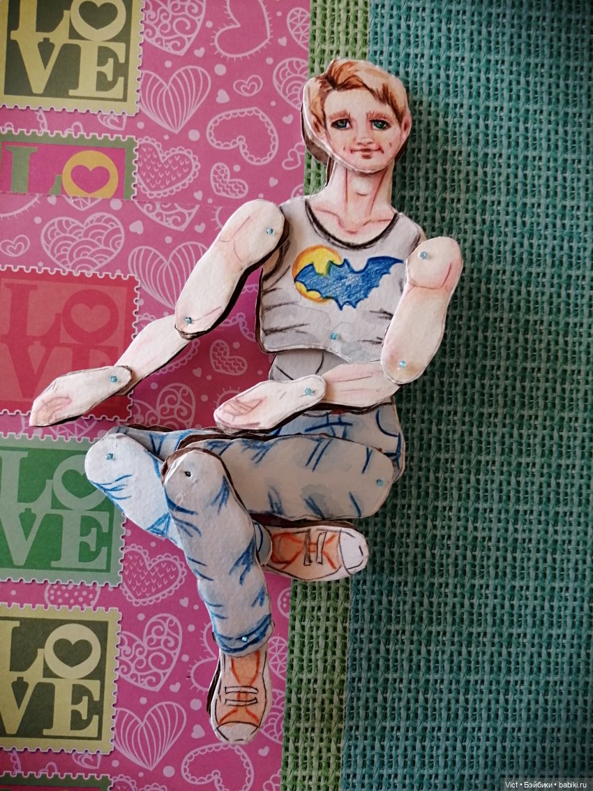 Картонная кукла в одежде — Авторские куклы из дерева