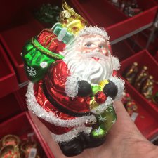 Праздник к нам приходит...