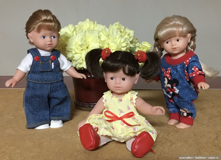 Mini Corolle: этнические куколки