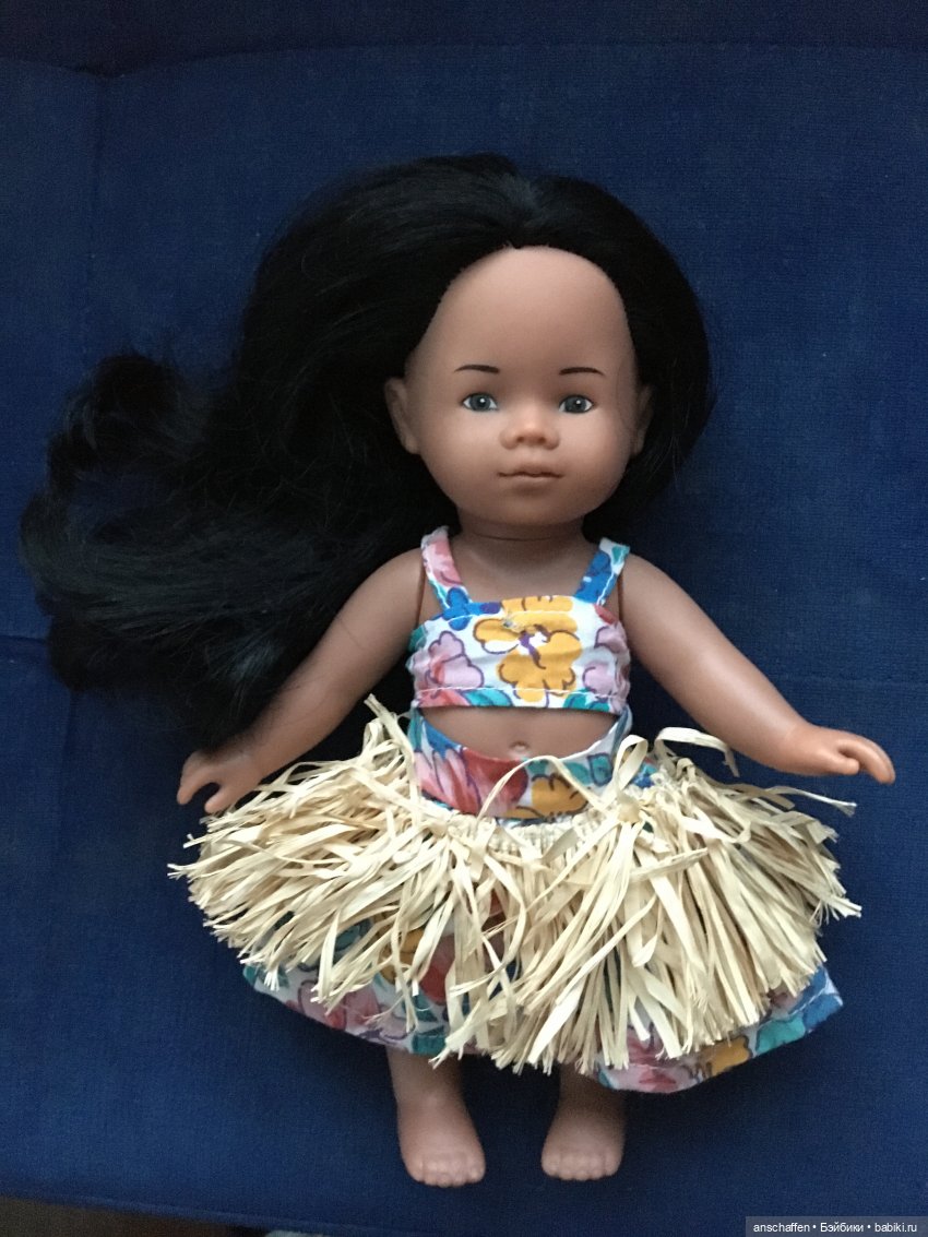 Mini Corolle: этнические куколки (фото 7)