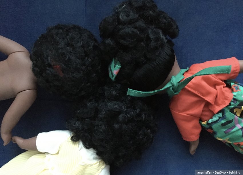 Mini Corolle: этнические куколки