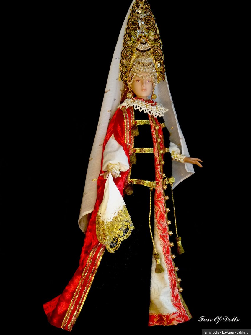 Русский костюм один, а образов с ним много (фото 9)