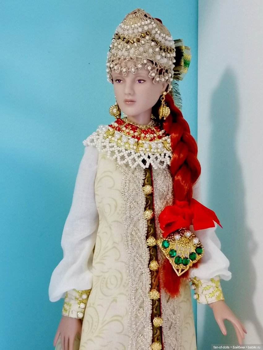 Русский костюм один, а образов с ним много (фото 3)