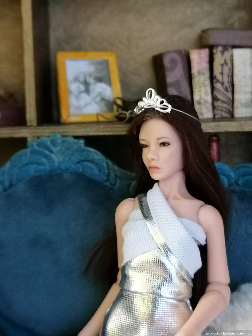 Новогодние украшения в кукольном домике (фото 8)