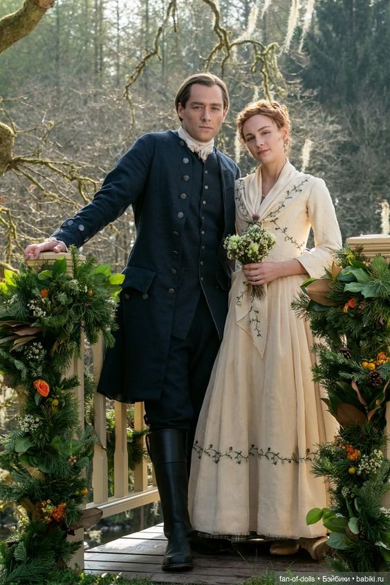 Реплика костюмов из сериала "Чужестранка"