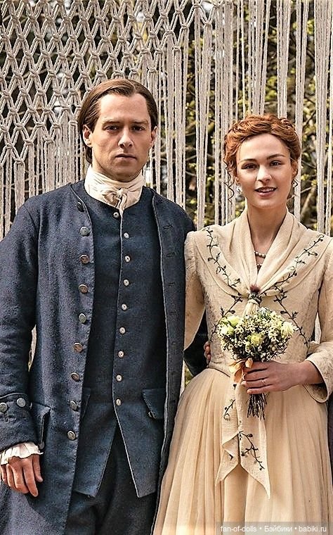 Реплика костюмов из сериала "Чужестранка" (фото 3)