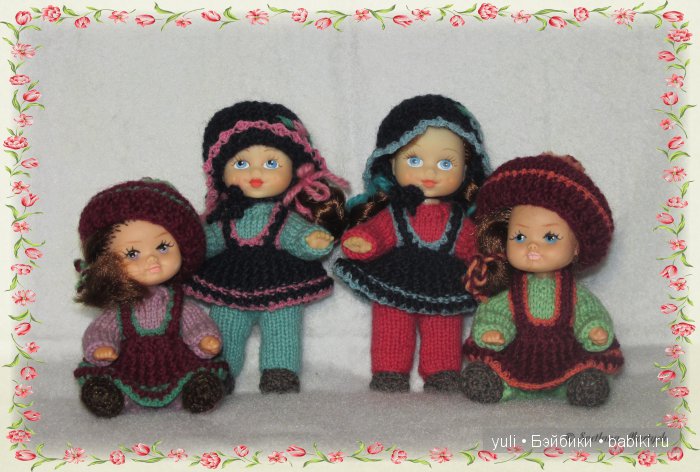 Коллекция кукол и их одежды